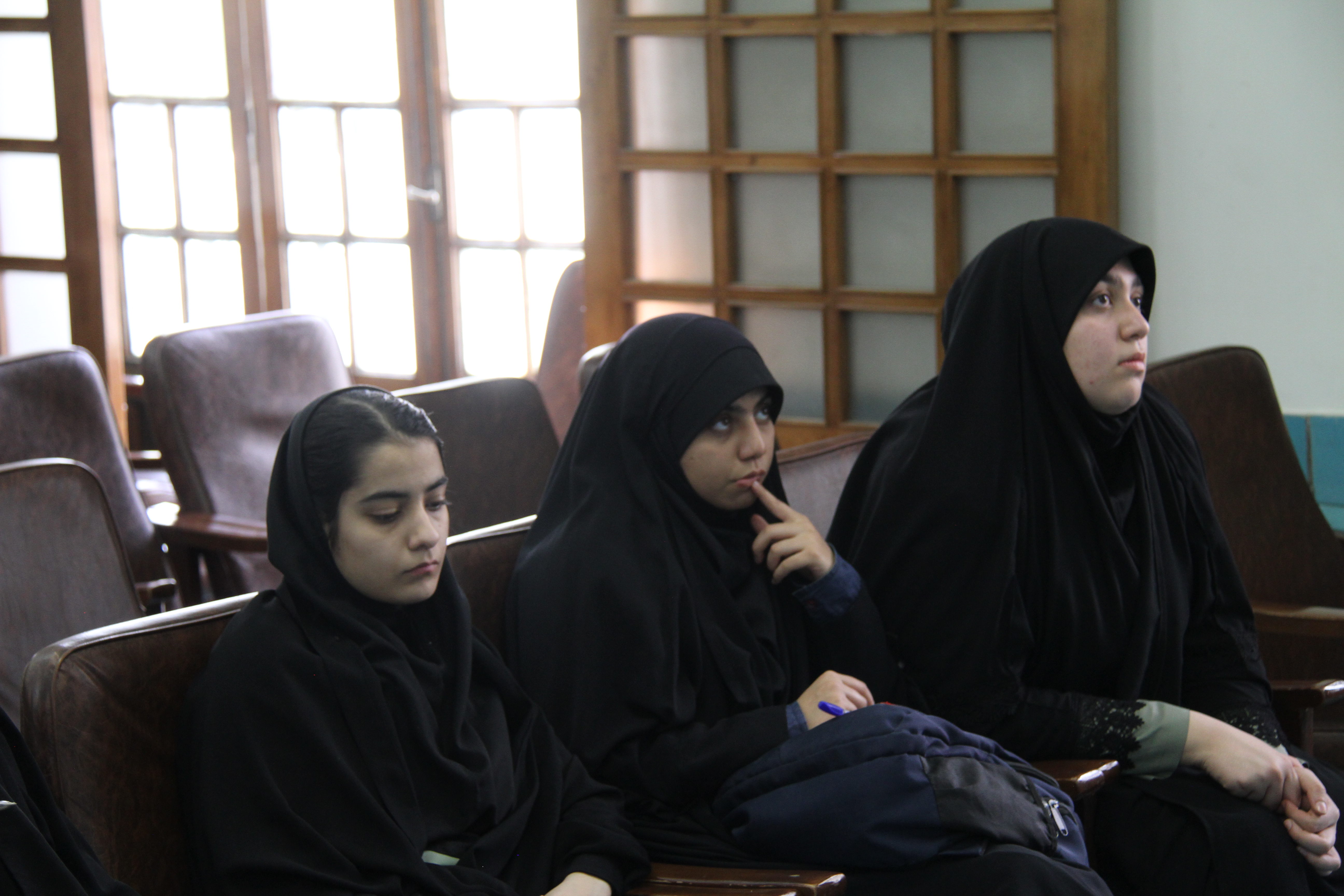 دانش آموزان 3