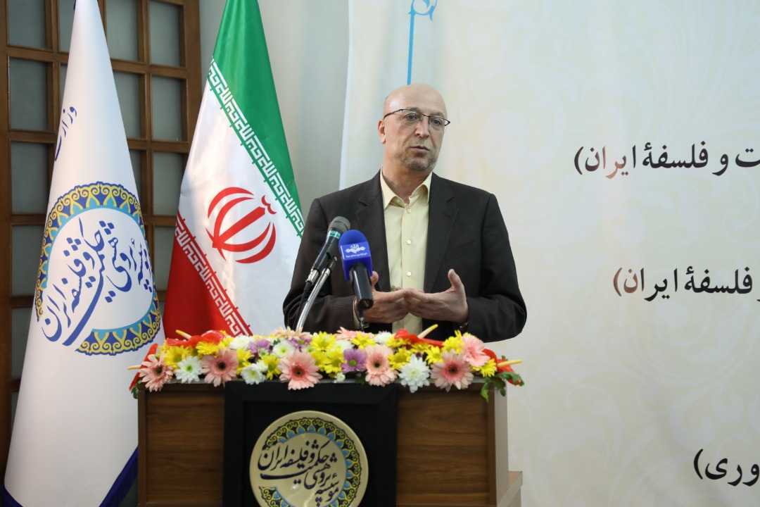 تکریم و معارفه