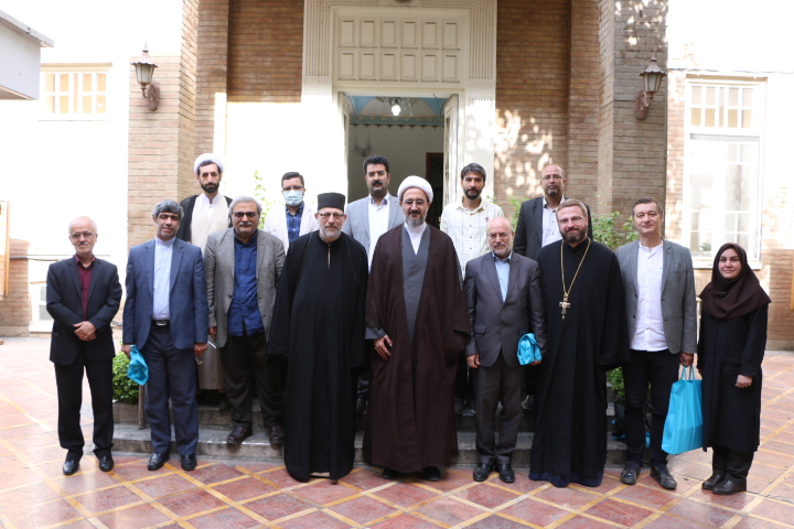 عکس دسته جمعی هیئت صربستانی