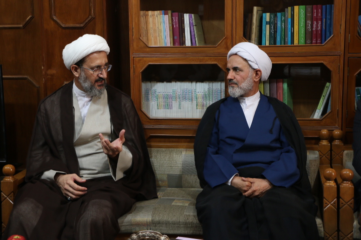 دیرباز- شریفی