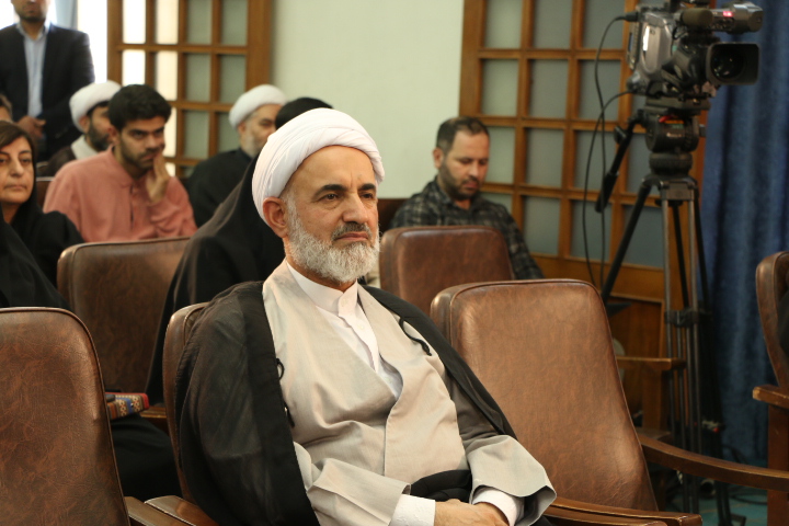 دیرباز- دکتر