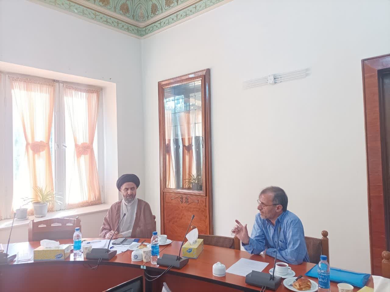 نشست با گروه منطق