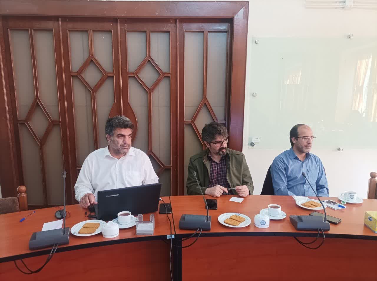 جلسه مدیران پژوهش