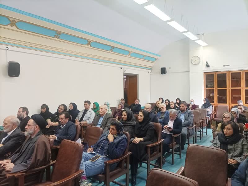 نقد کتاب قربانی آندره سی