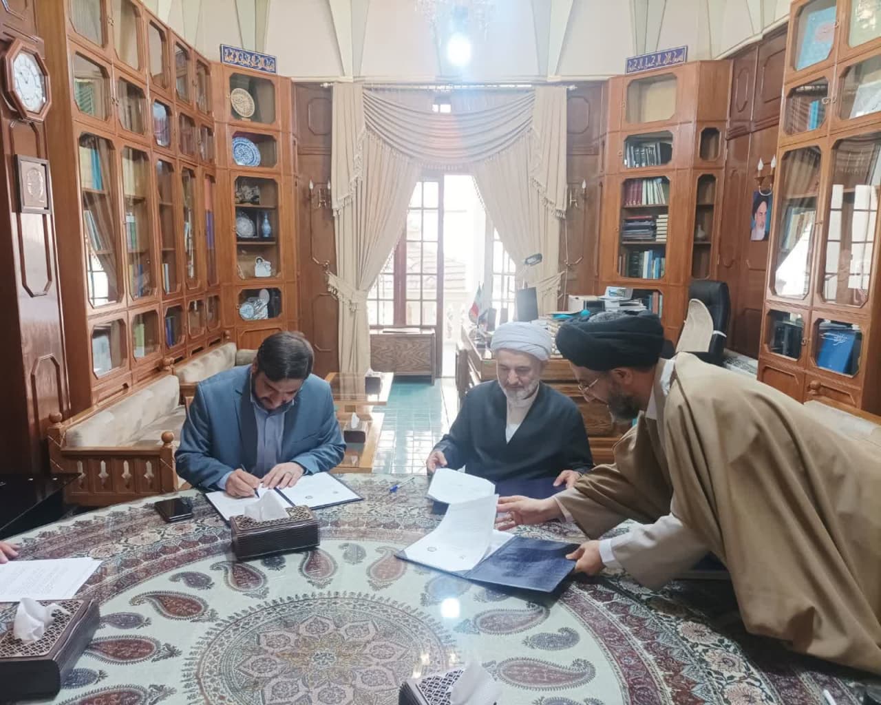 تفاهم نامه با سوره